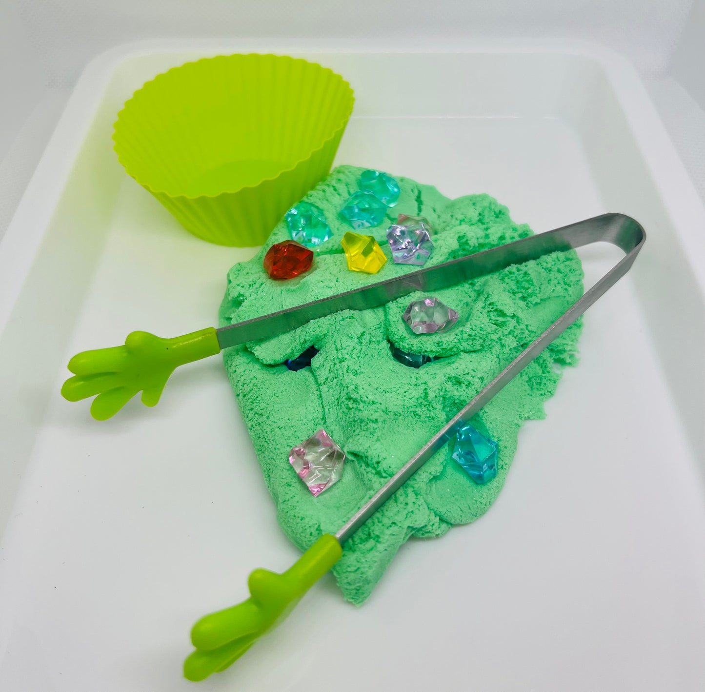 Dig for Gems Sand Slime(Tongs not included)